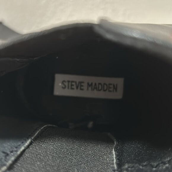 Steve Madden Women’s Size 7.5 Howler Chelsea Leather Boots in Black/Tan - Picture 8 of 9